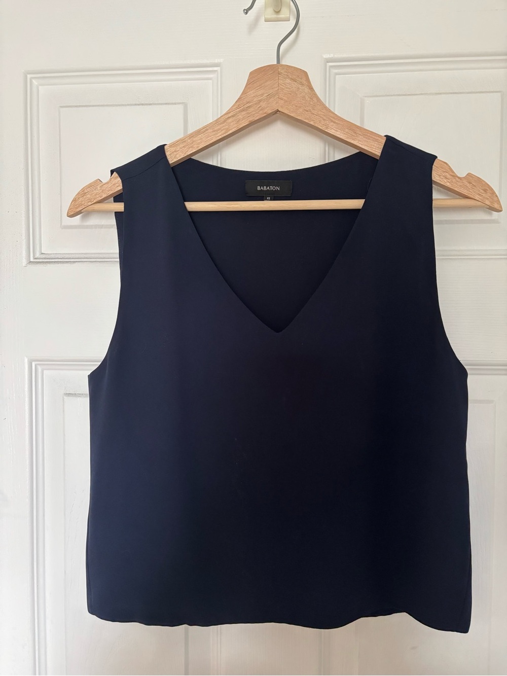 Babaton Navy V-Neck Sleeveless Inscribe Top
